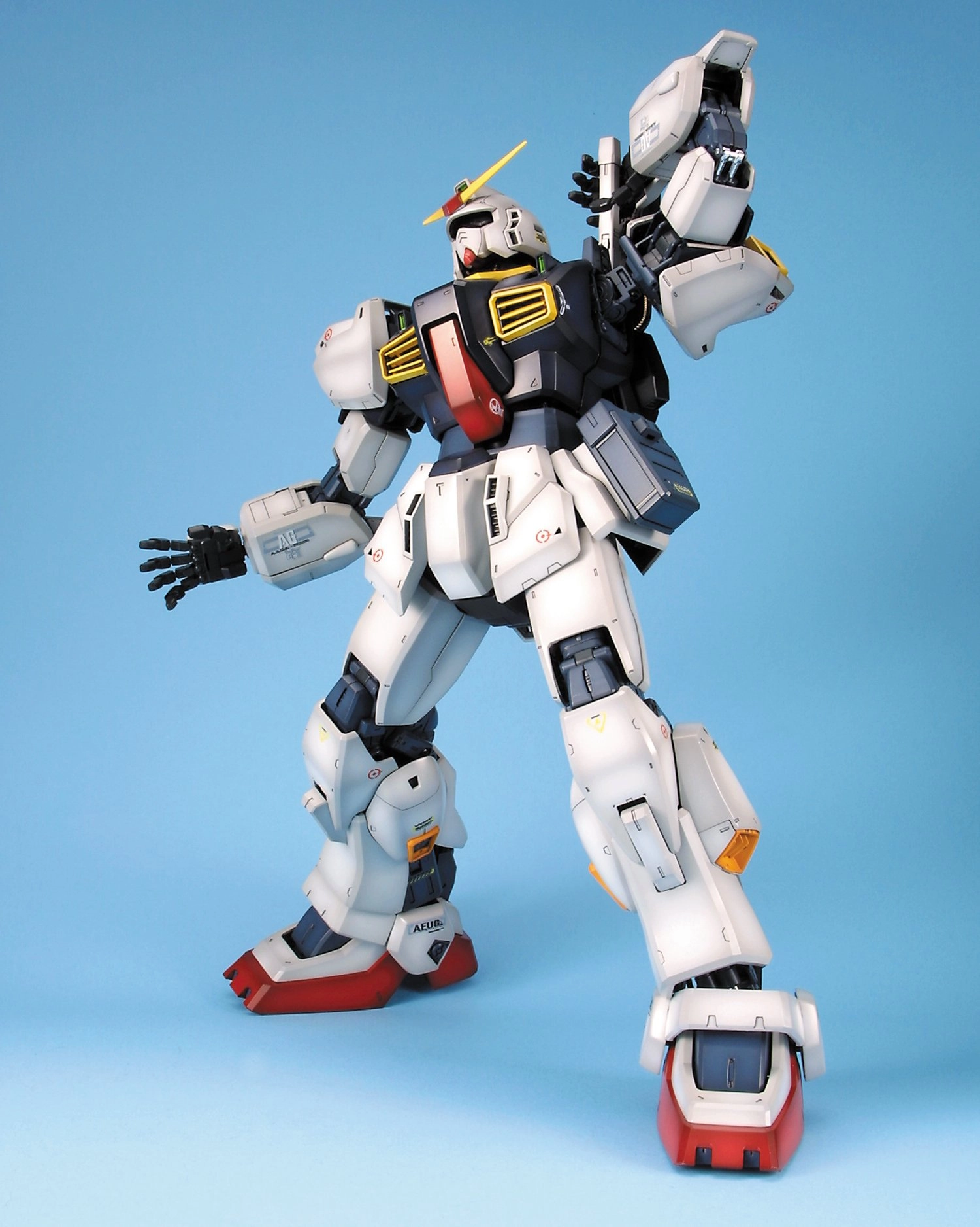 ふるいちオンライン - PG 1/60 RX-178 ガンダムMk-II（白・エゥーゴ