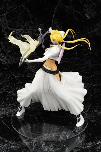 ふるいちオンライン - BLEACH-ブリーチ- ティア・ハリベル 1/8 完成品