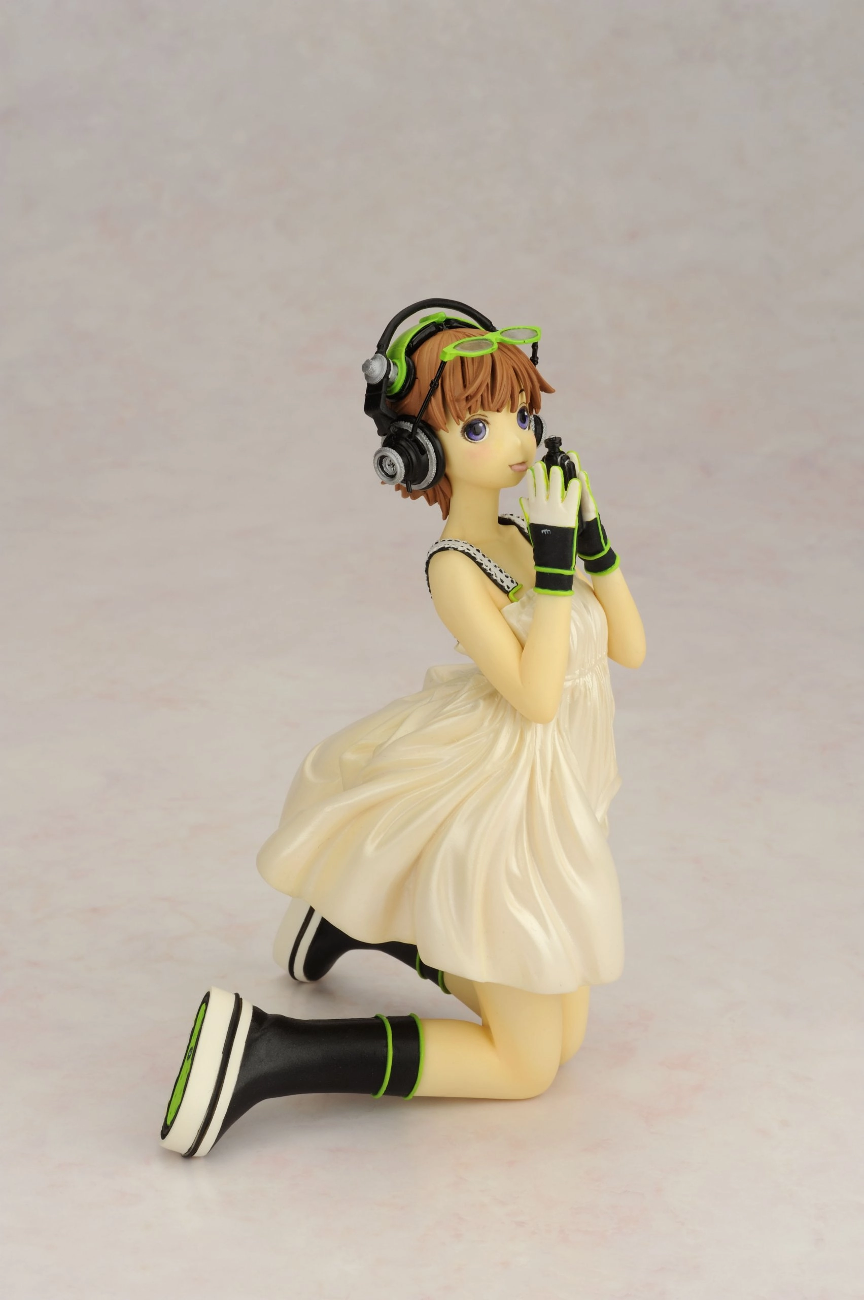 ふるいちオンライン - 村田蓮爾 ヘッドフォン少女 1/7 完成品