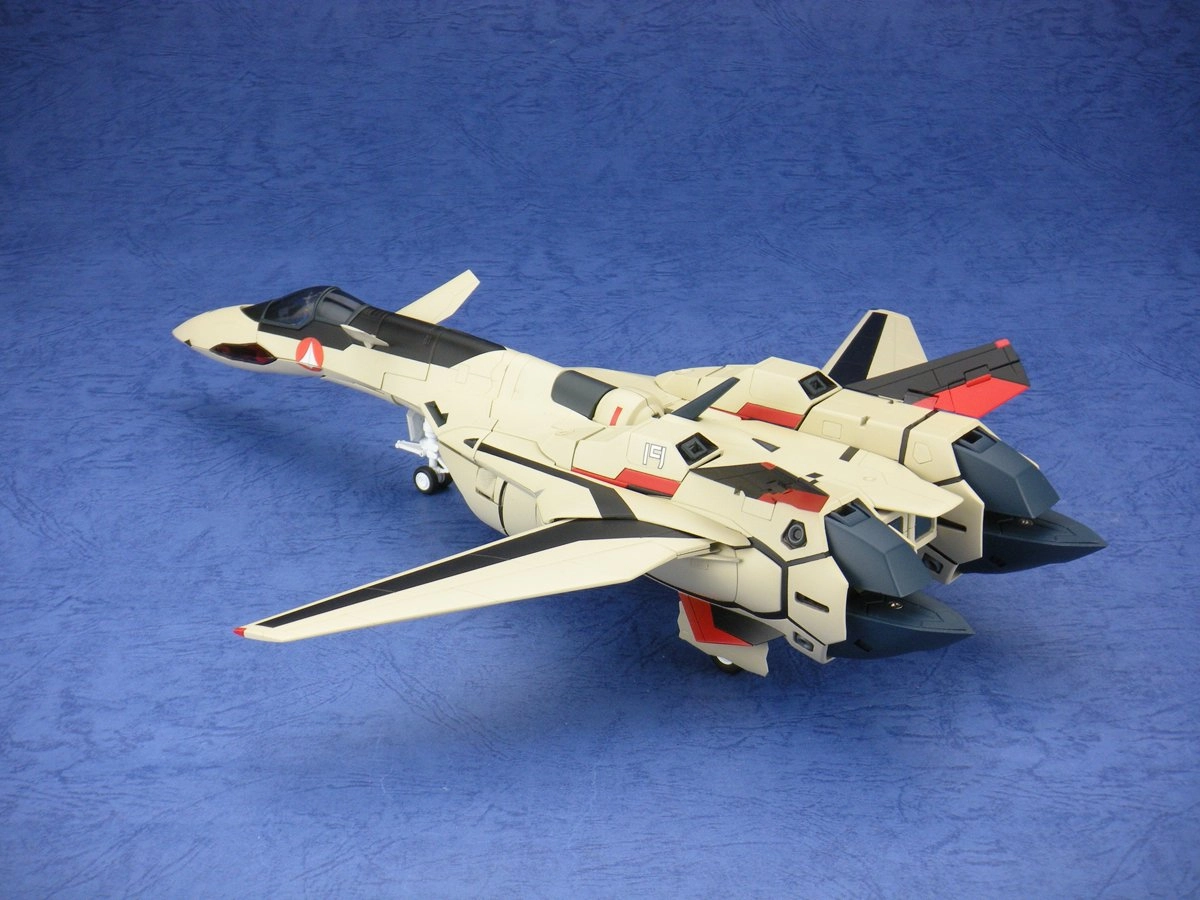 ふるいちオンライン - マクロスプラス 1/60 完全変形 YF-19 with